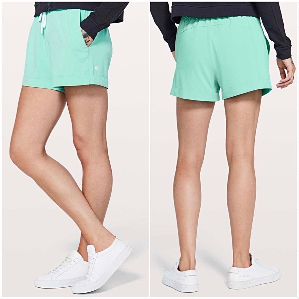 💎Lululemon Spring Break Away Shorts💎
